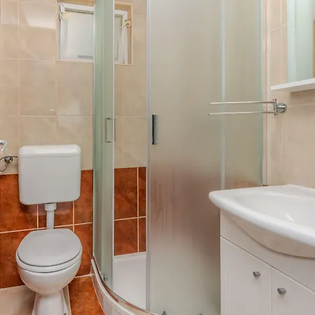 Apartamento Mahnet Vir