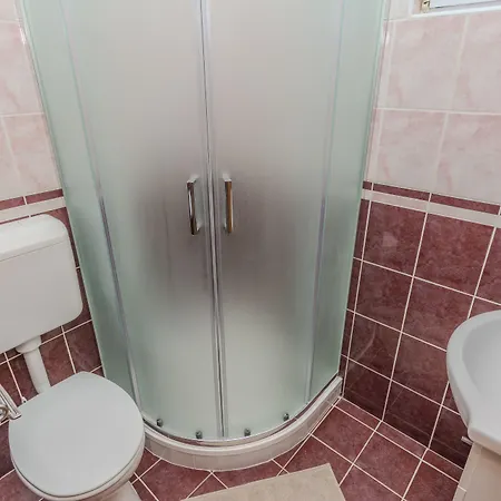 Apartamento Mahnet Vir