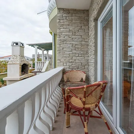 Apartamento Mahnet *