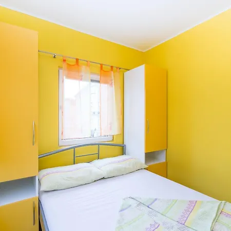 Apartment Mahnet *